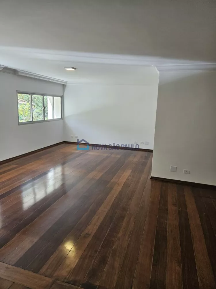 Apartamento para alugar com 3 quartos, 175m² - Foto 2