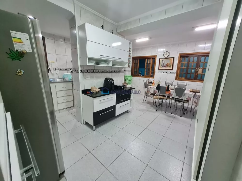 Casa à venda com 3 quartos, 115m² - Foto 7