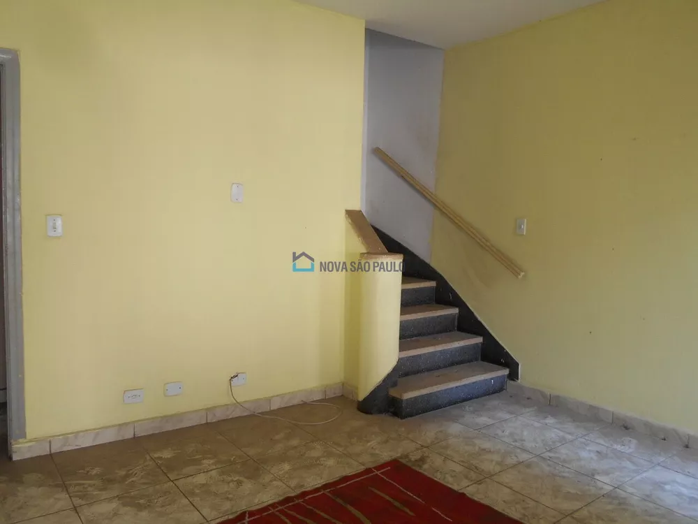 Casa para alugar com 2 quartos, 100m² - Foto 3