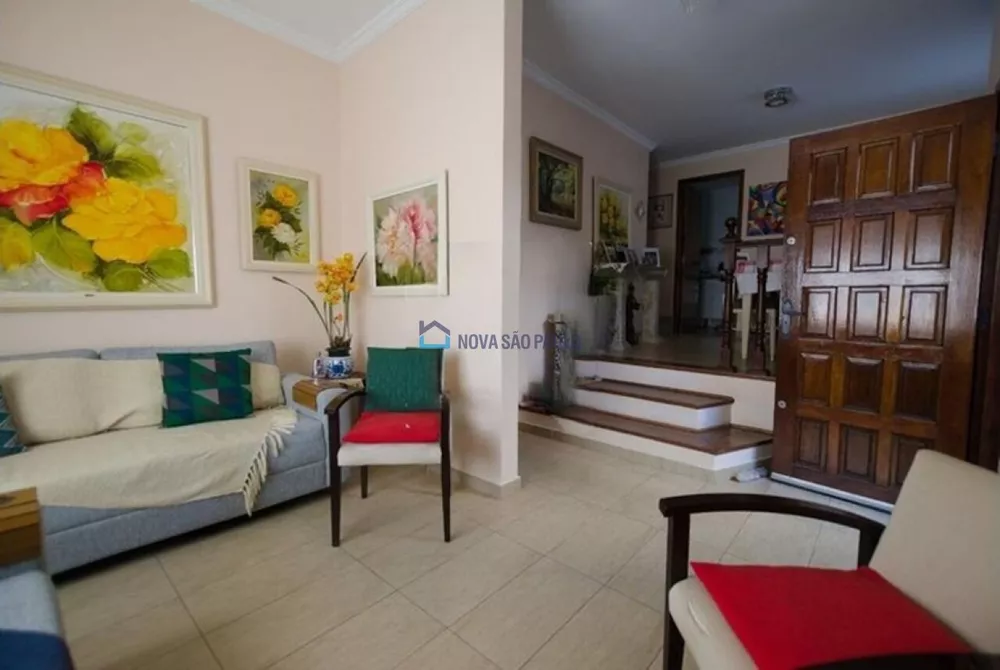 Casa à venda com 3 quartos, 104m² - Foto 4