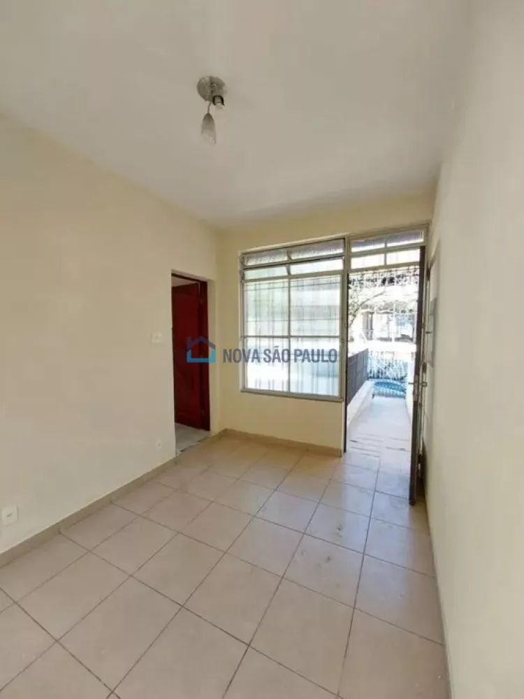 Casa para alugar com 2 quartos, 130m² - Foto 4