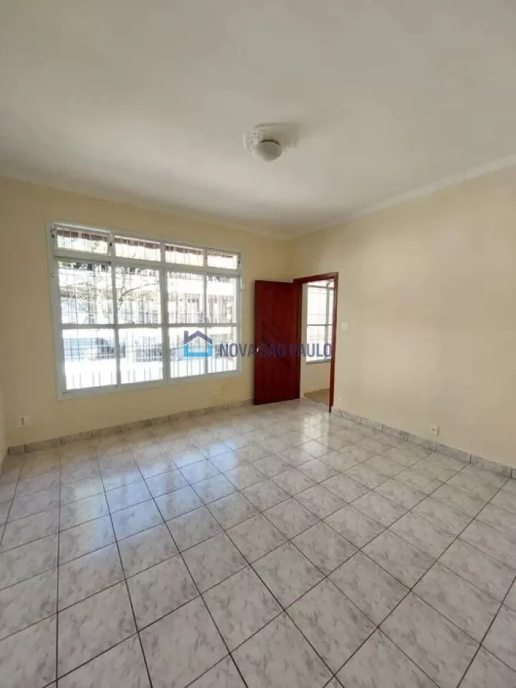 Casa para alugar com 2 quartos, 130m² - Foto 2