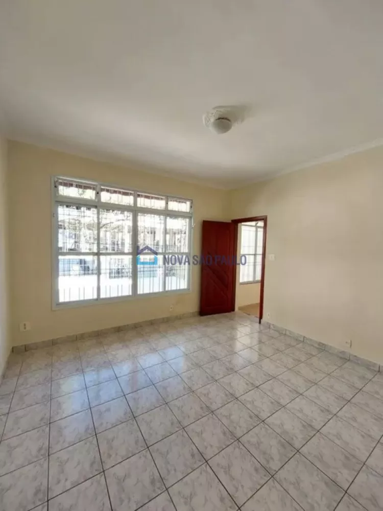 Casa para alugar com 2 quartos, 130m² - Foto 3