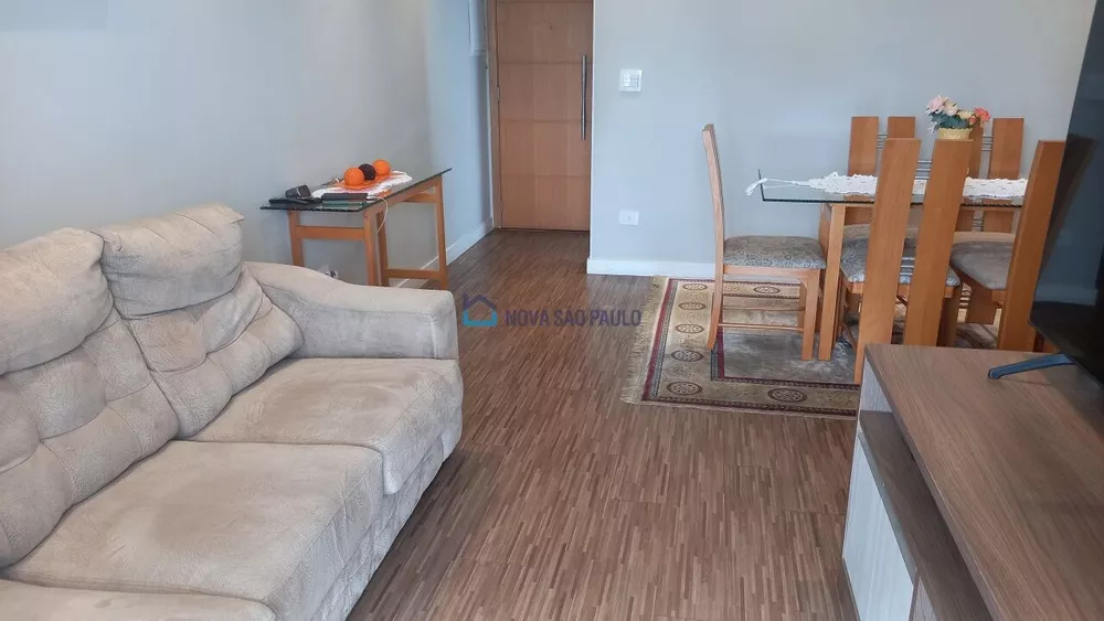 Apartamento à venda com 3 quartos, 75m² - Foto 4