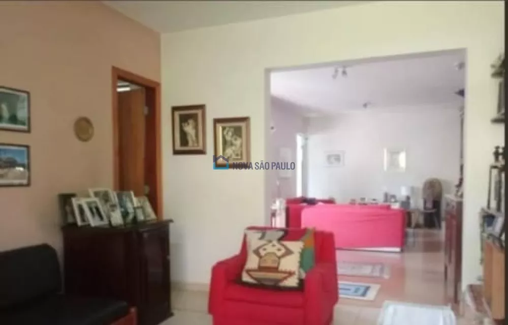 Casa para alugar com 4 quartos, 359m² - Foto 2