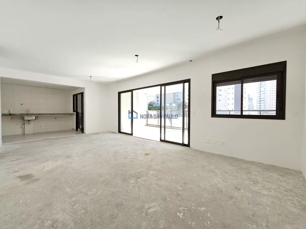 Apartamento à venda com 3 quartos, 120m² - Foto 1