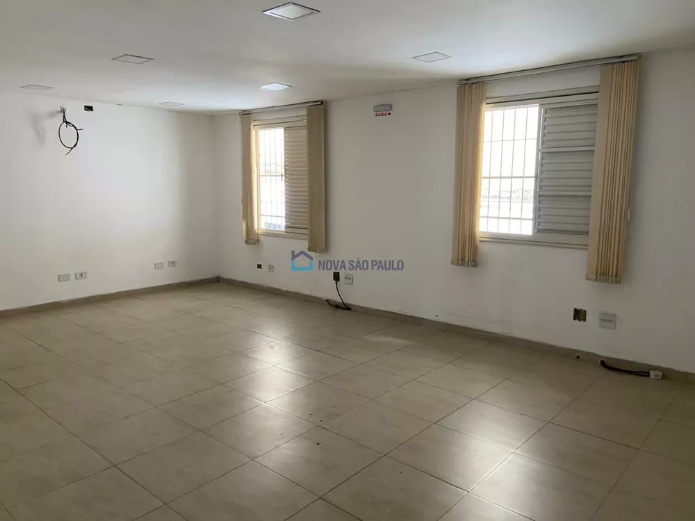 Casa Comercial à venda, 204m² - Foto 2