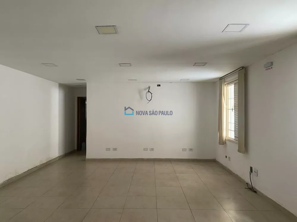 Casa Comercial à venda, 204m² - Foto 1