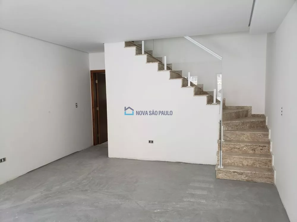 Casa à venda com 3 quartos, 200m² - Foto 3