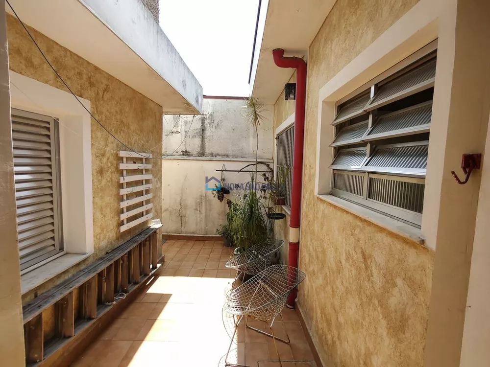 Casa à venda com 4 quartos, 178m² - Foto 4