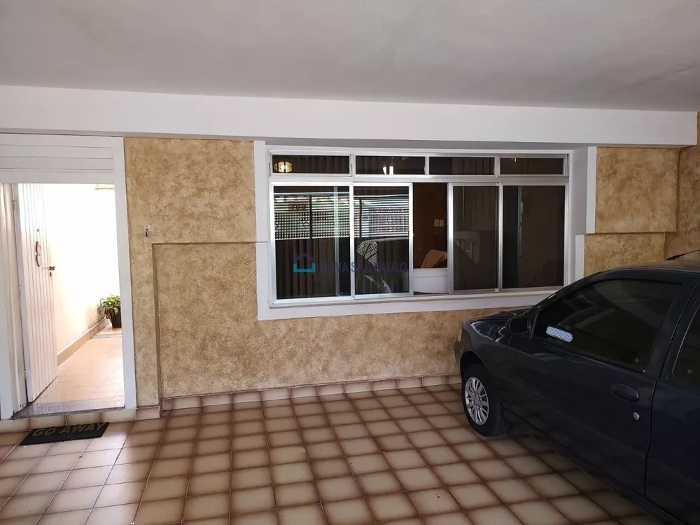 Casa à venda com 4 quartos, 178m² - Foto 2