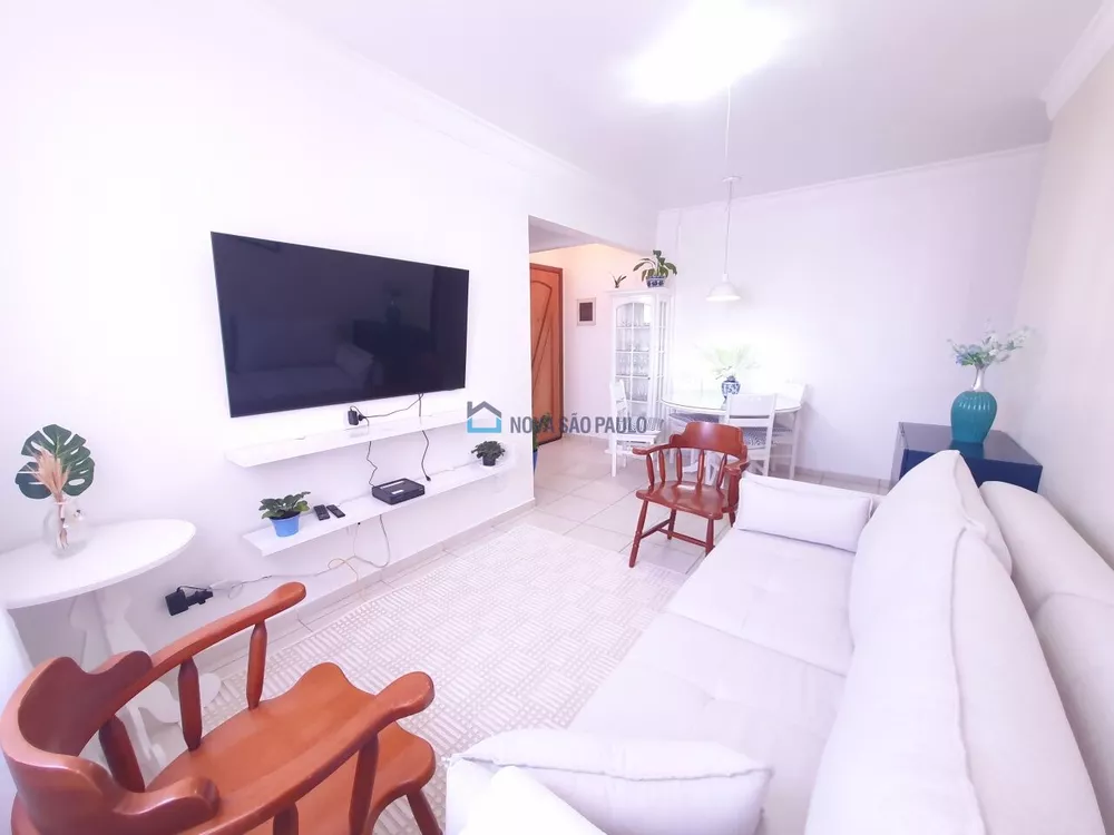 Apartamento à venda com 2 quartos, 70m² - Foto 3