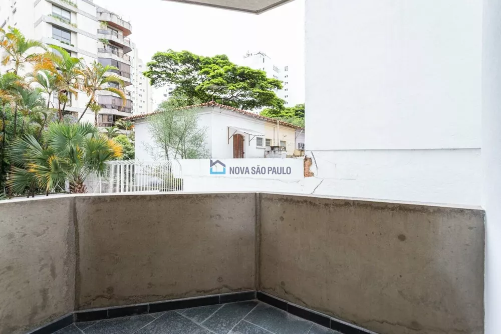 Apartamento à venda com 3 quartos, 149m² - Foto 6