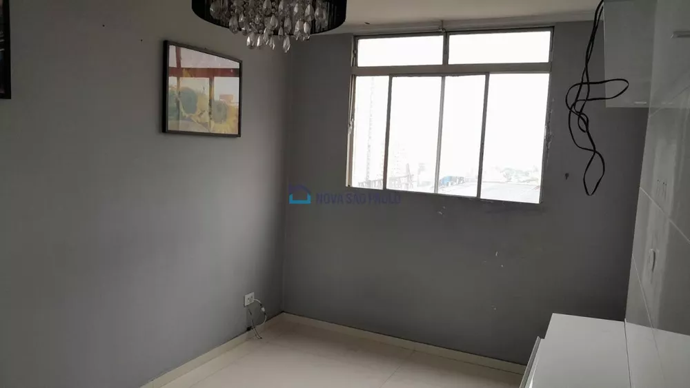 Apartamento à venda com 3 quartos, 70m² - Foto 2