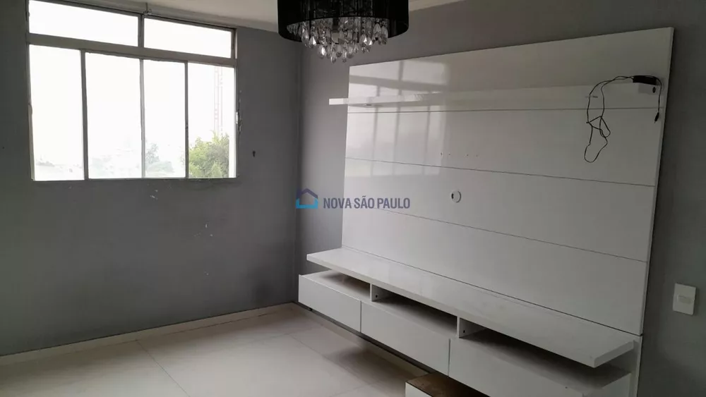 Apartamento à venda com 3 quartos, 70m² - Foto 1