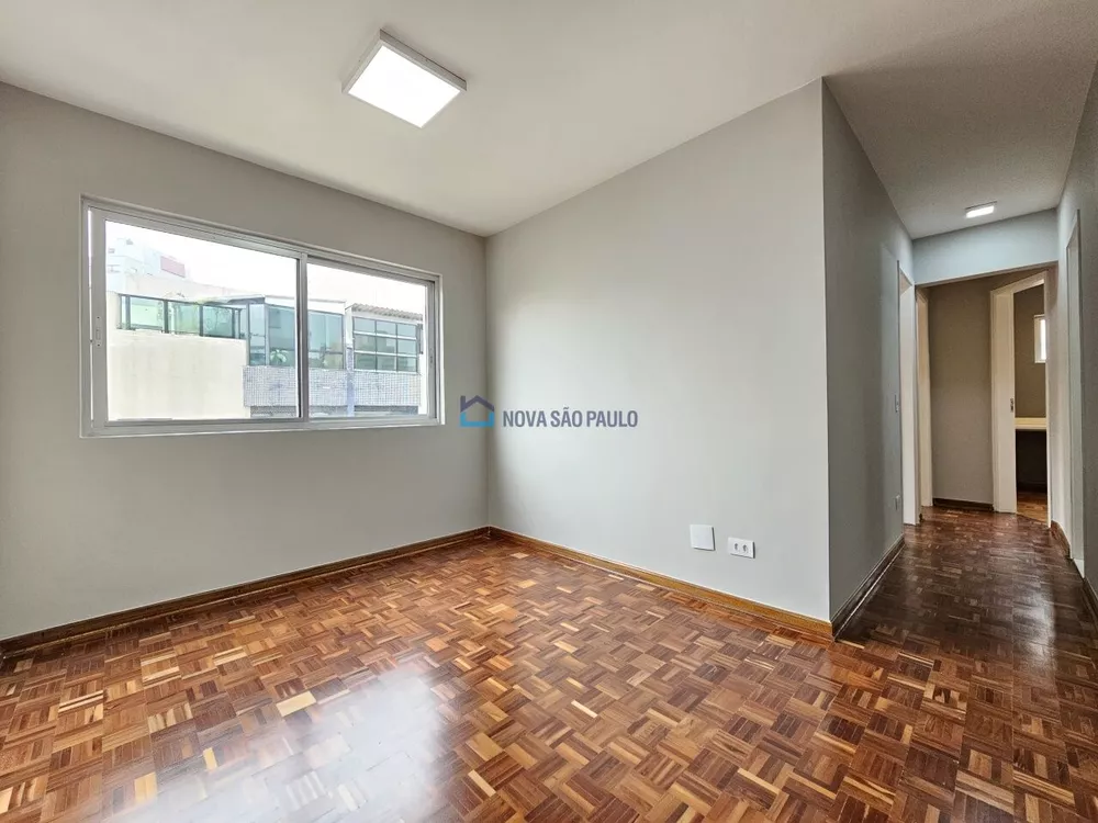 Apartamento à venda com 2 quartos, 65m² - Foto 2