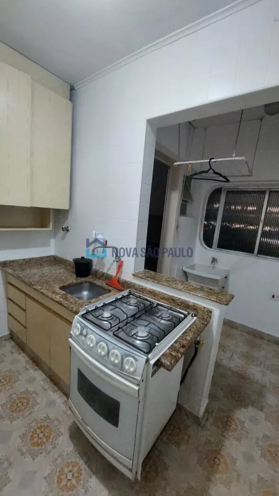 Apartamento à venda com 2 quartos, 68m² - Foto 4