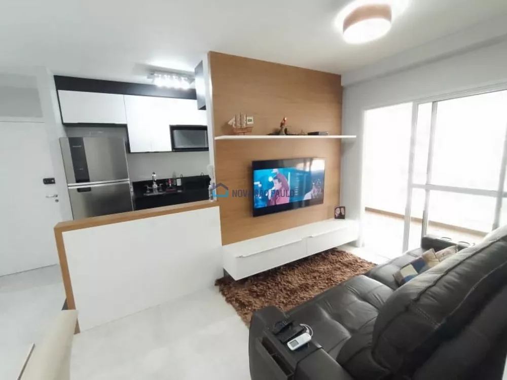 Apartamento à venda com 2 quartos, 64m² - Foto 7