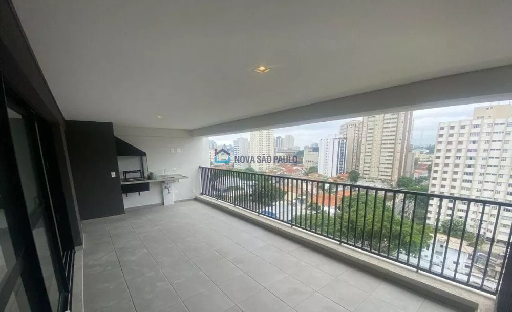 Apartamento à venda com 3 quartos, 147m² - Foto 1