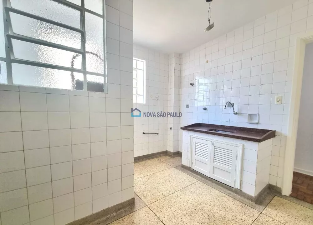 Apartamento à venda com 2 quartos, 62m² - Foto 4