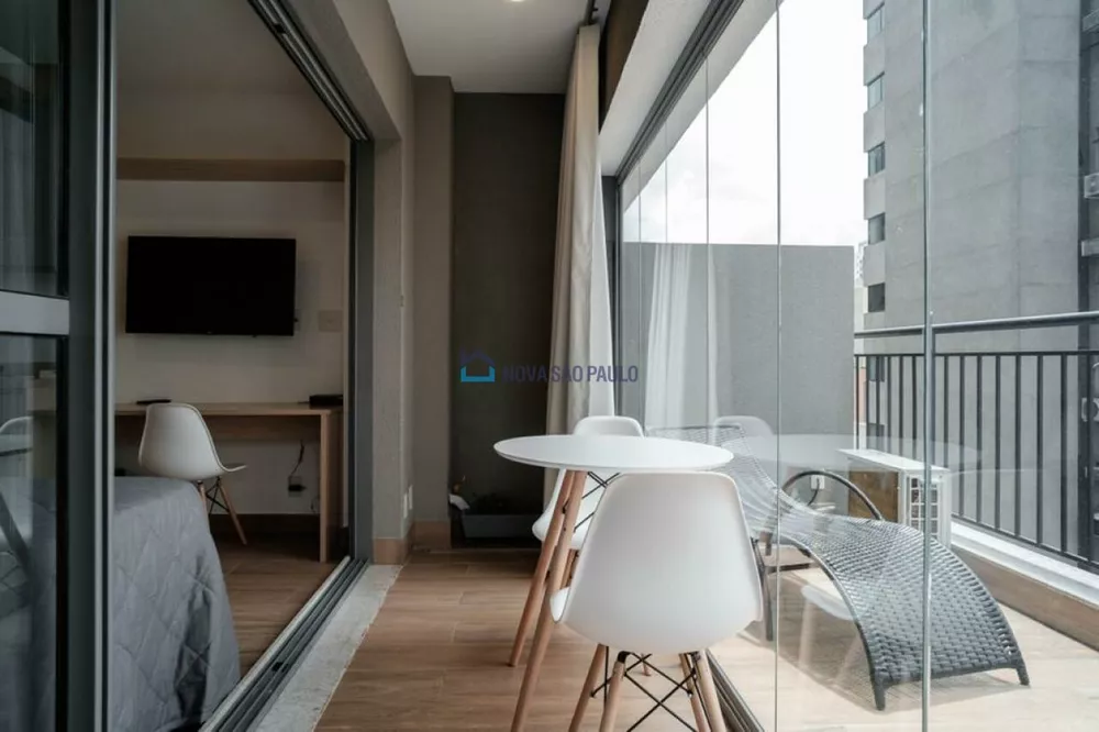 Apartamento à venda com 1 quarto, 33m² - Foto 2