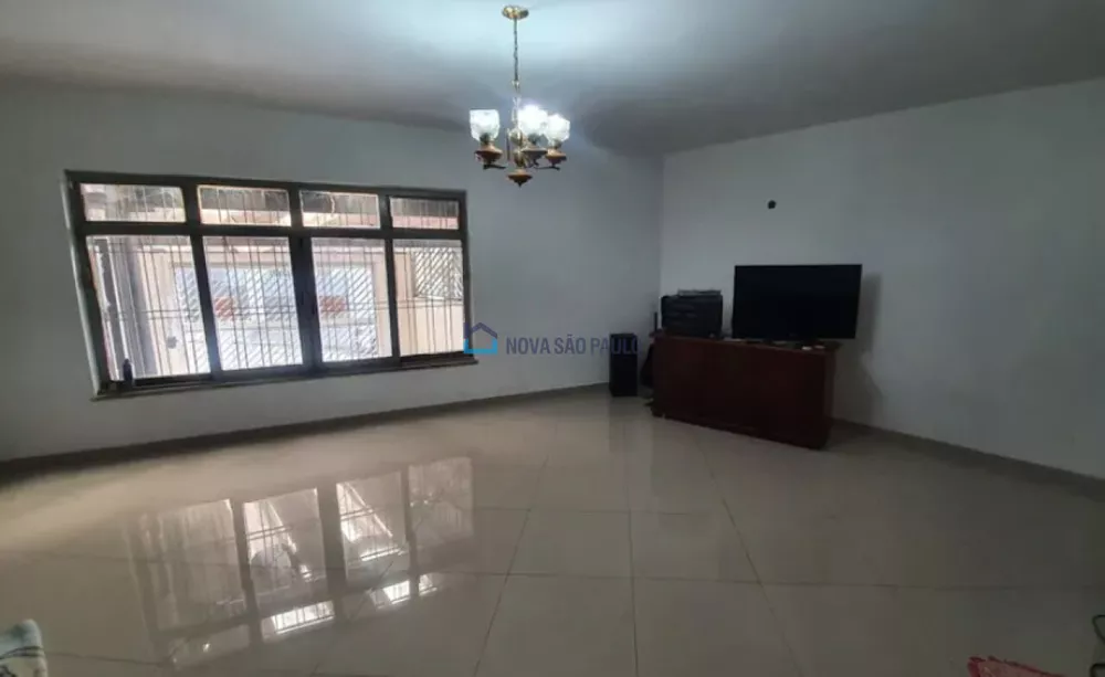 Casa à venda com 4 quartos, 166m² - Foto 1