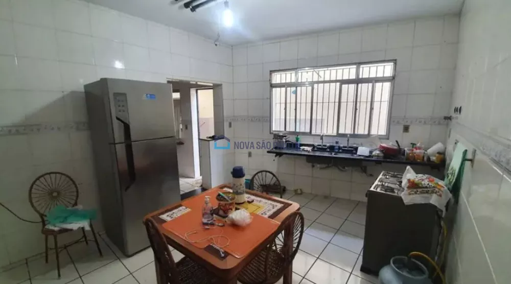 Casa à venda com 4 quartos, 166m² - Foto 6