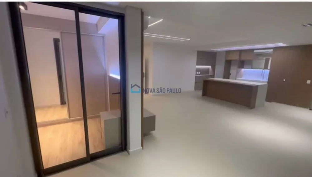 Apartamento para alugar com 3 quartos, 142m² - Foto 3