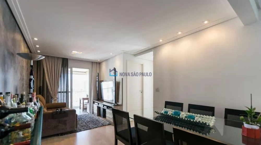 Apartamento à venda com 2 quartos, 61m² - Foto 1