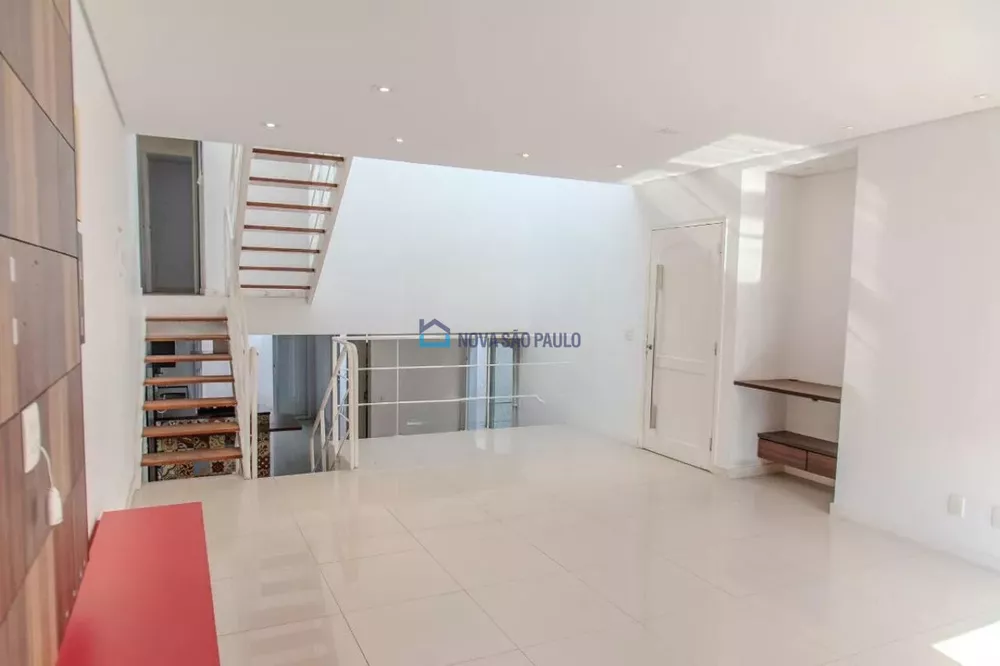 Casa à venda com 3 quartos, 227m² - Foto 3