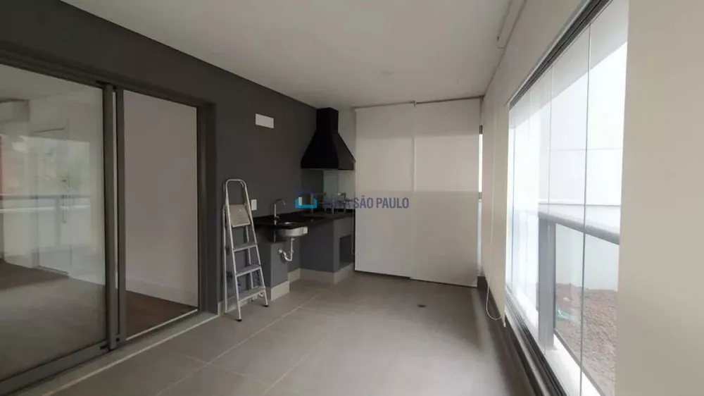 Apartamento à venda com 3 quartos, 108m² - Foto 1