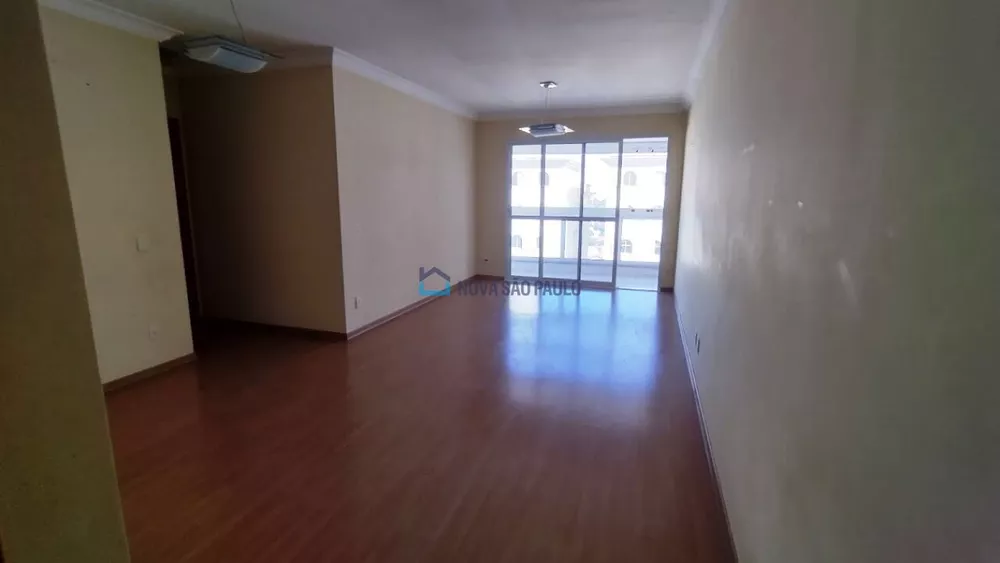 Apartamento à venda com 3 quartos, 113m² - Foto 1