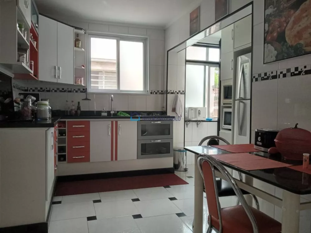 Apartamento à venda com 2 quartos, 107m² - Foto 8