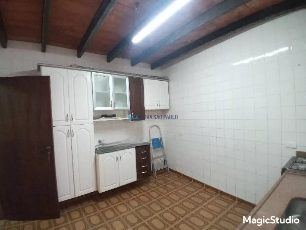 Casa para alugar com 2 quartos, 150m² - Foto 6