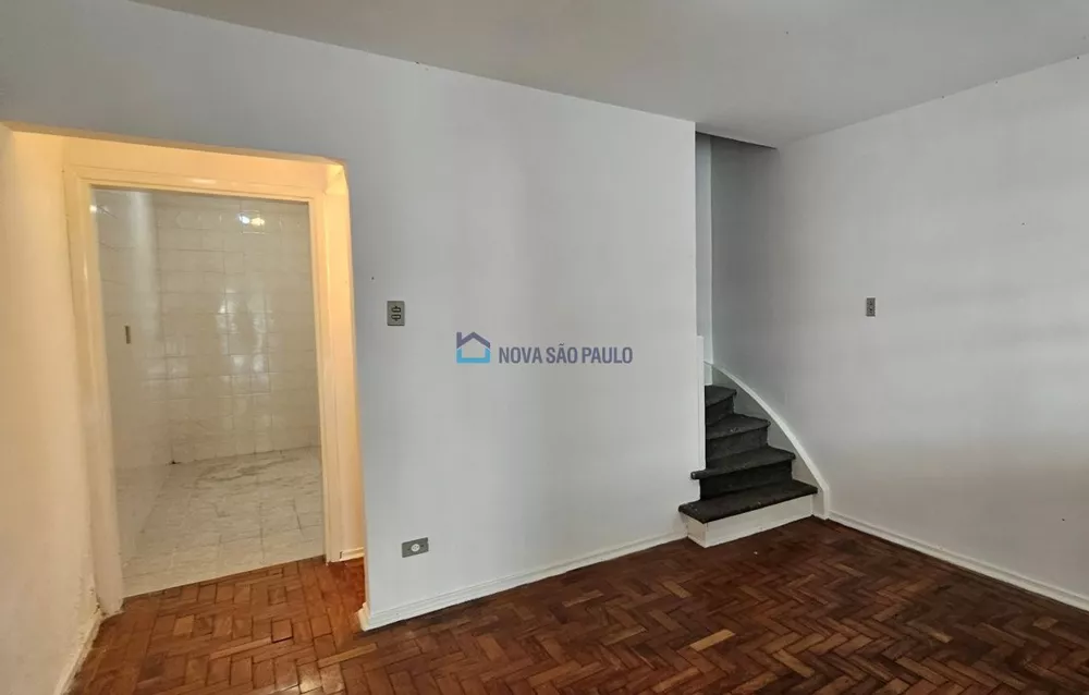 Casa de Vila à venda com 2 quartos, 85m² - Foto 2