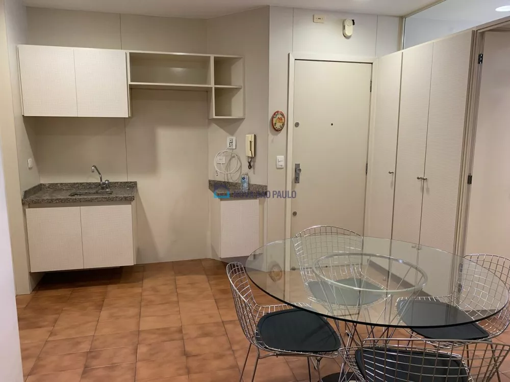 Apartamento à venda com 4 quartos, 209m² - Foto 5