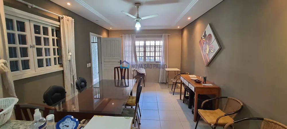 Casa à venda com 3 quartos, 140m² - Foto 1