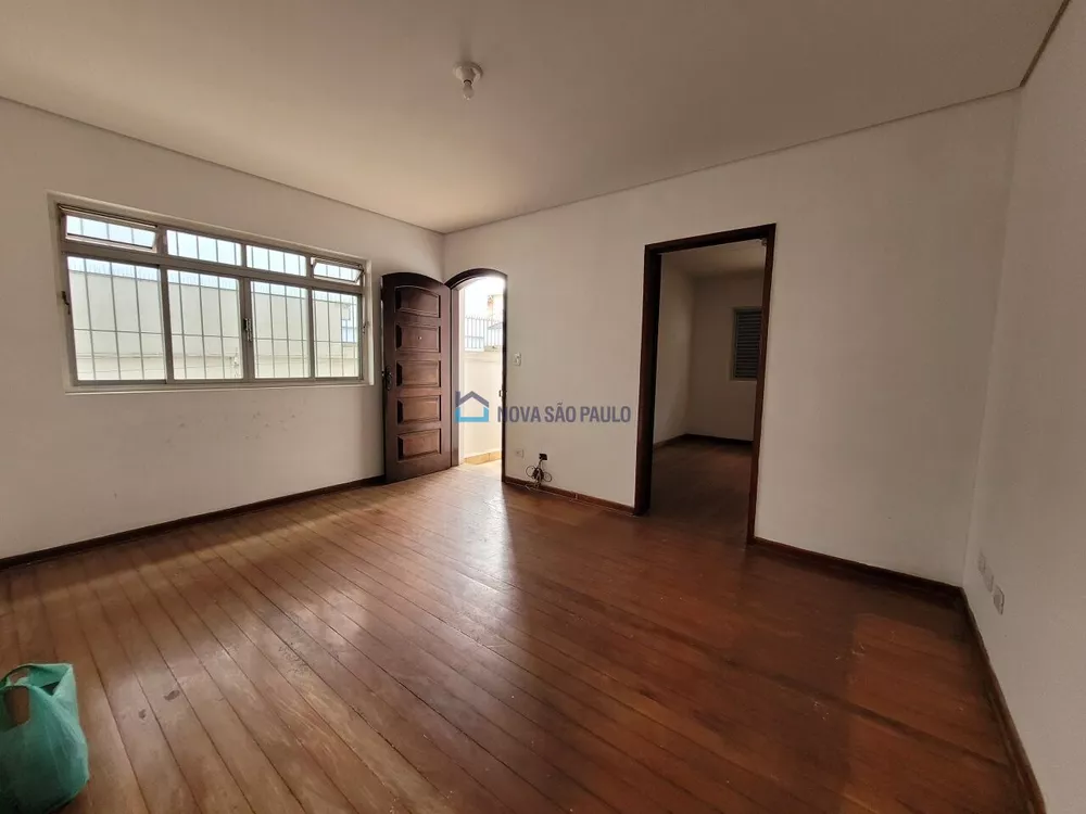 Casa à venda com 4 quartos, 130m² - Foto 1