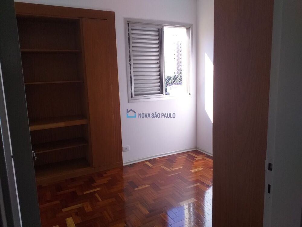 Apartamento à venda com 2 quartos, 49m² - Foto 2