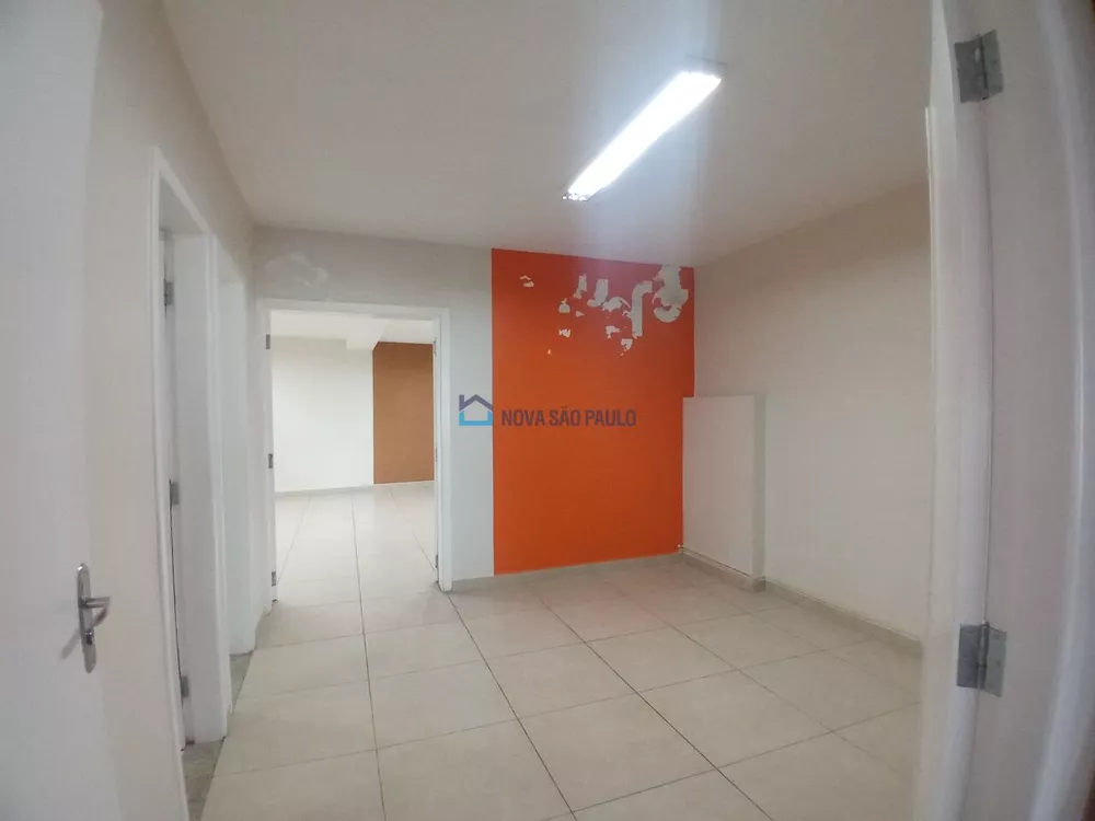 Casa Comercial para alugar com 4 quartos, 166m² - Foto 7