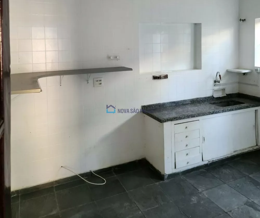 Casa à venda com 2 quartos, 120m² - Foto 4