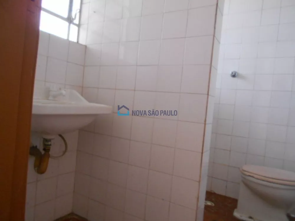 Casa Comercial para alugar com 1 quarto, 60m² - Foto 8