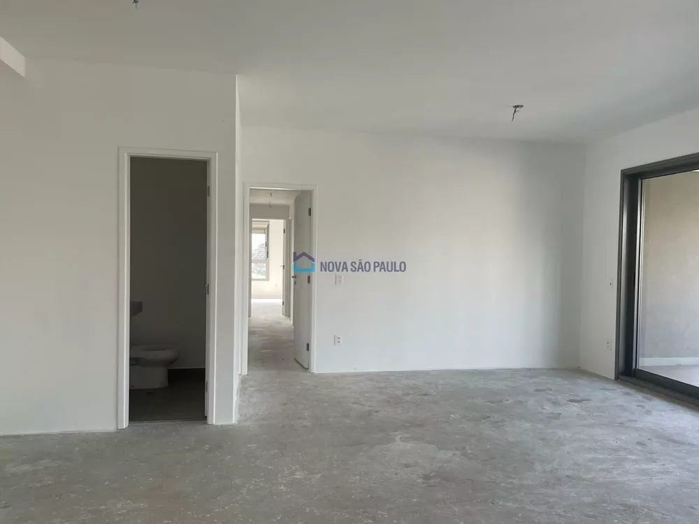 Apartamento à venda com 4 quartos, 186m² - Foto 3