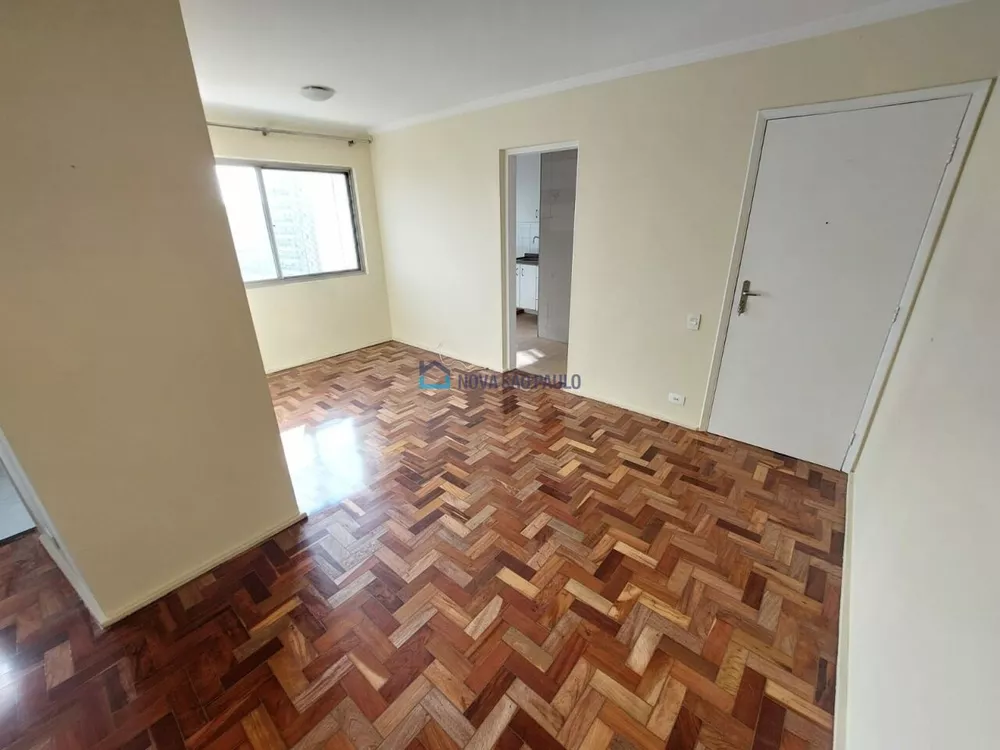 Apartamento para alugar com 2 quartos, 65m² - Foto 2