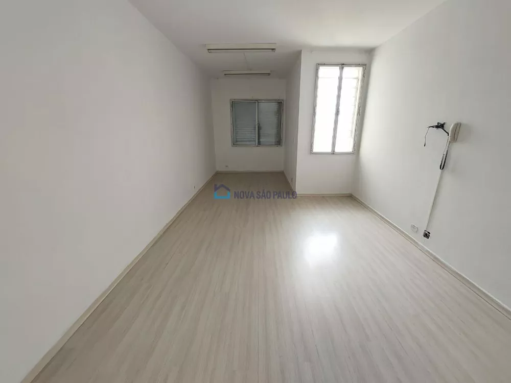 Casa Comercial para alugar com 1 quarto, 50m² - Foto 2