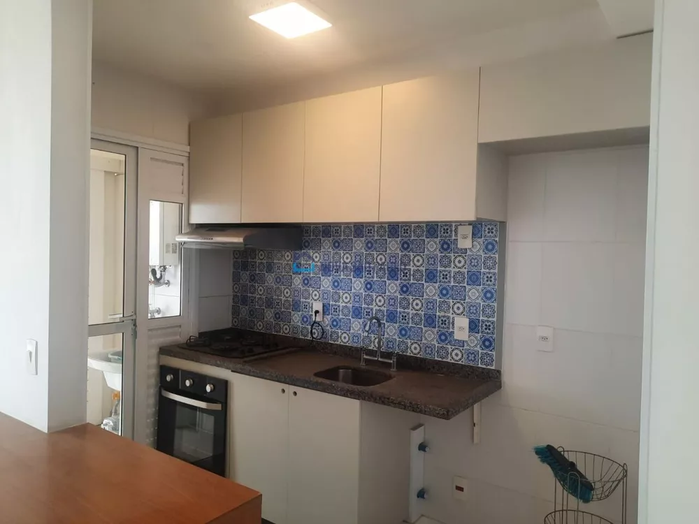 Apartamento à venda com 2 quartos, 61m² - Foto 4