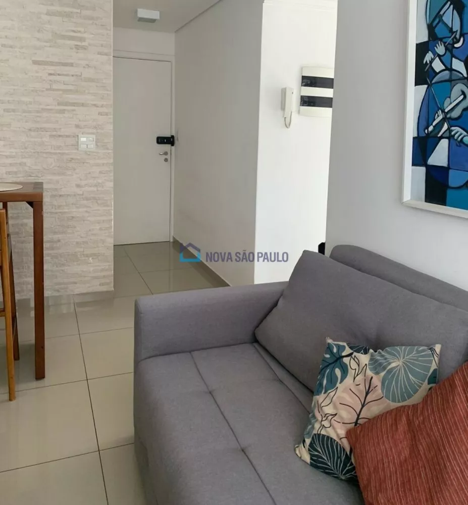 Apartamento à venda com 2 quartos, 79m² - Foto 3