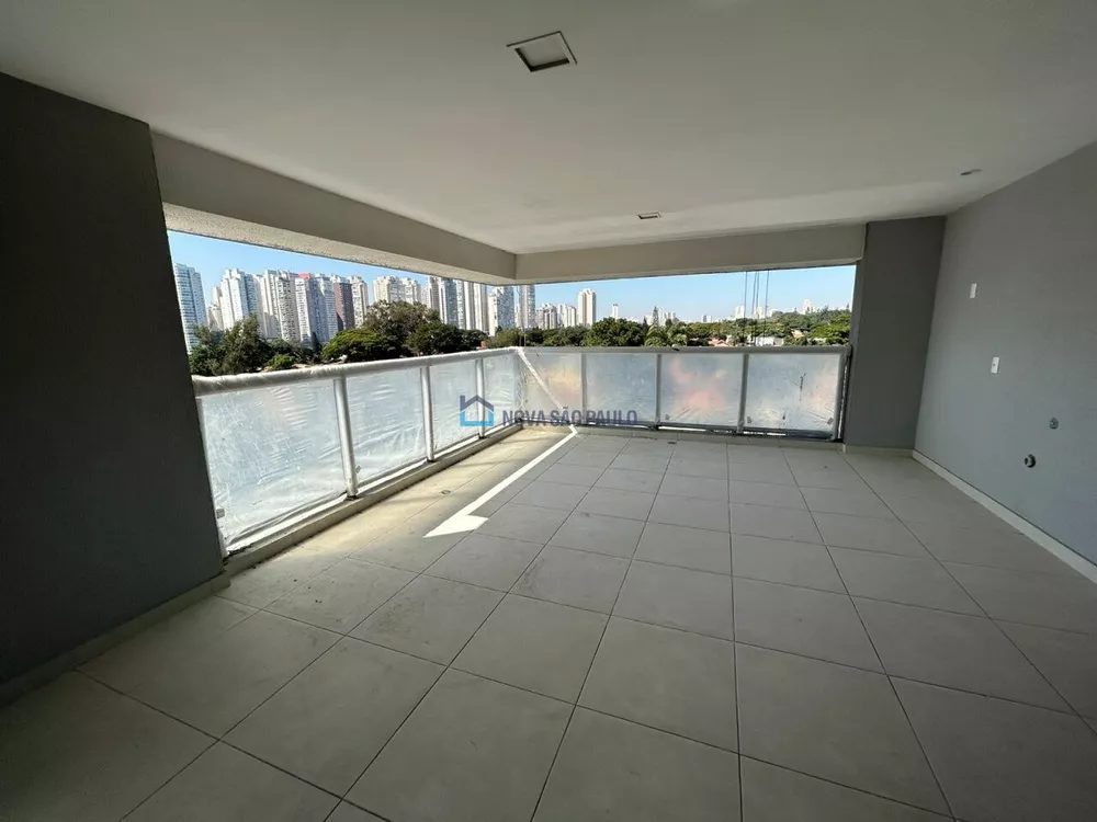 Apartamento à venda com 3 quartos, 131m² - Foto 1