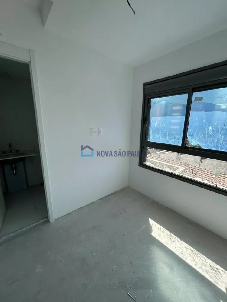 Apartamento à venda com 3 quartos, 131m² - Foto 4