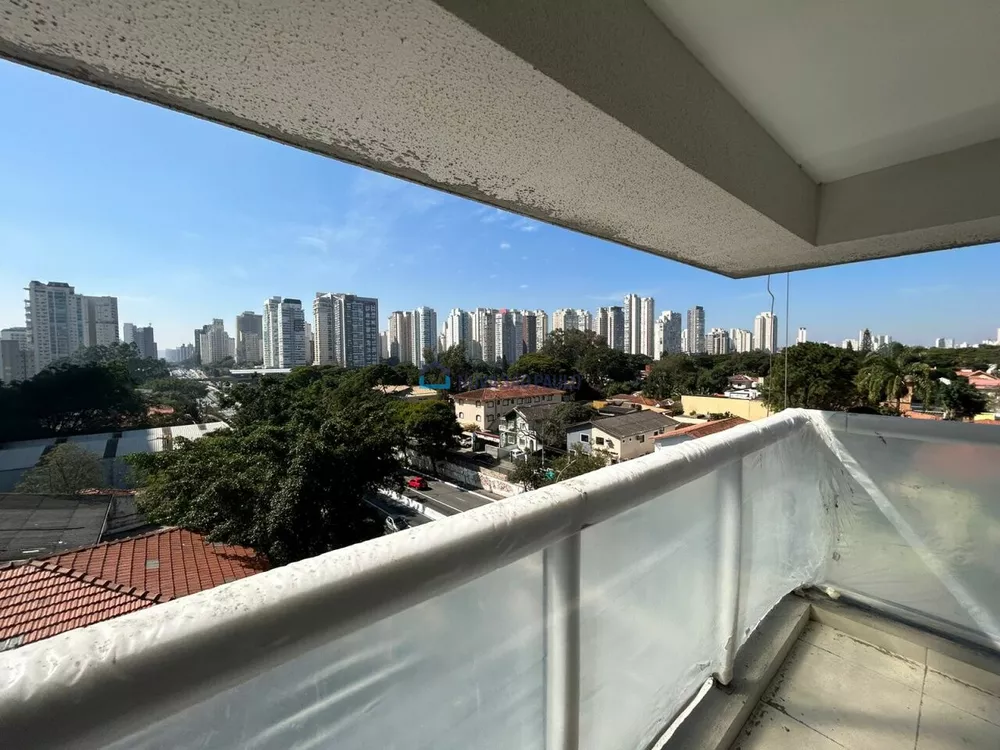 Apartamento à venda com 3 quartos, 131m² - Foto 2